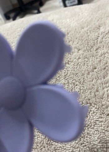 Mor renkli kıskaçlı çiçek şeklinde toka - Görsel 11