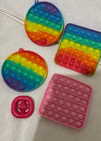 Renkli Pop It Stres ve Dikkat Oyuncağı - Görsel 2