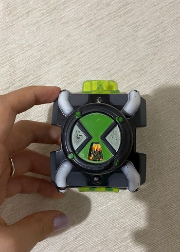 Yeşil Aksiyon Figürü değişen ben10 saati - Görsel 2