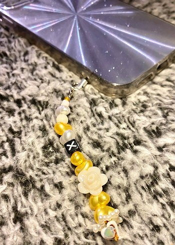 El yapımı Boncuklu Altın Renkli Kadın Charm - Görsel 2