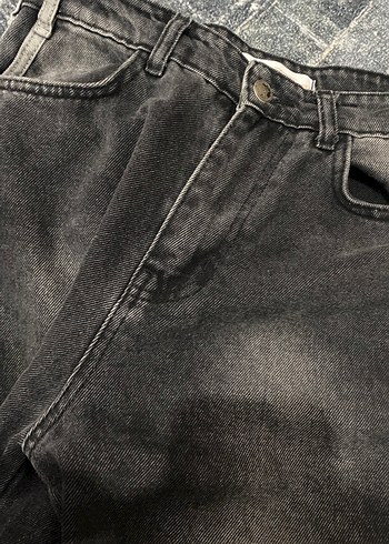 Siyah Çizgili Midi Boy Kadın Kot Pantolon - Görsel 3