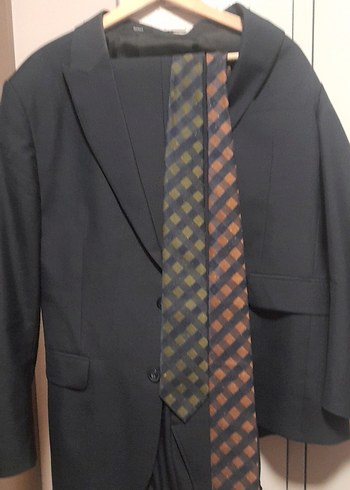 Düğmeli, Notch Yaka Erkek Takım Elbise - Görsel 3