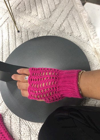 Pembe Örgü Parmaksız Kadın Eldiveni - Görsel 3