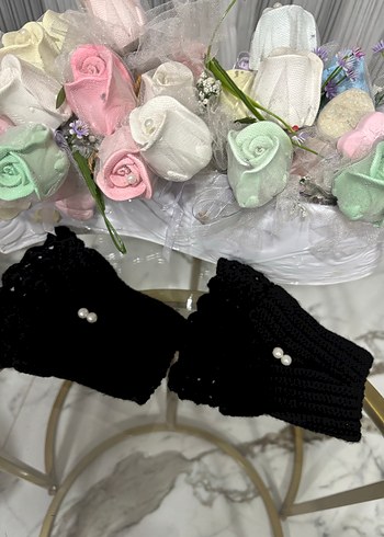 Siyah Örgü Kadın Eldiveni İnci Detaylı - Görsel 3