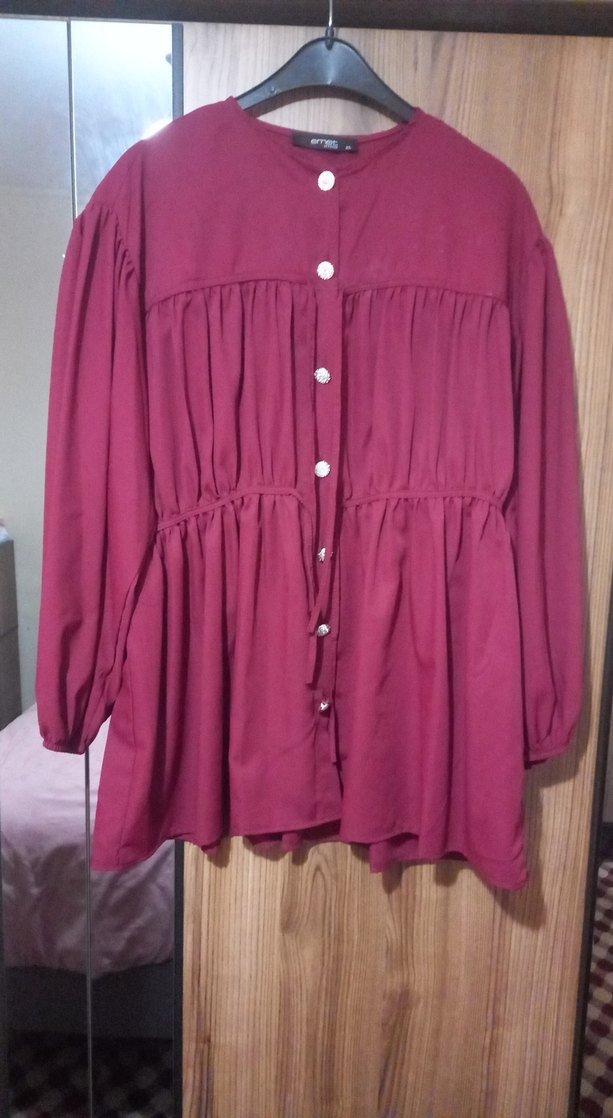 Düğmeli Bordo tunik - Görsel 3