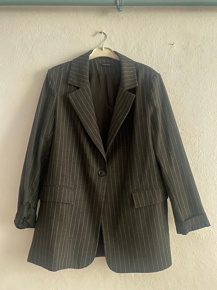 Drapeli Siyah Bağlama Desenli Kadın Blazer - Görsel 2