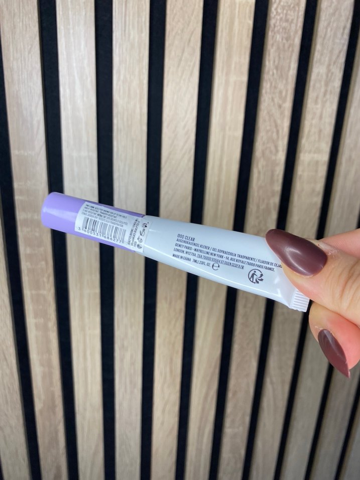 Maybelline Superlock Mor Kaş Maskarası - Görsel 2