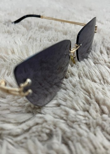 Gri Kadın Güneş Gözlüğü - Görsel 3