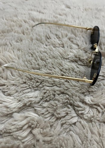 Siyah Minimalist Kadın Güneş Gözlüğü - Görsel 2