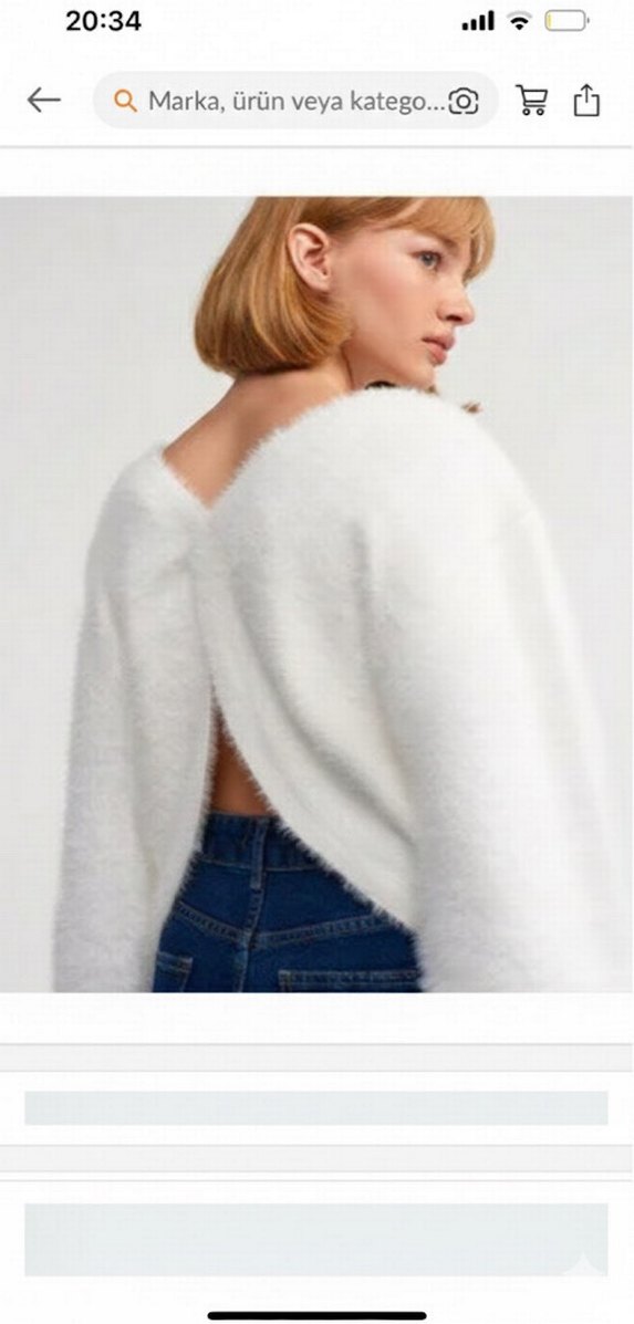 Beyaz V Yaka Yün Kadın Kazak sırt dekolteli - Görsel 2