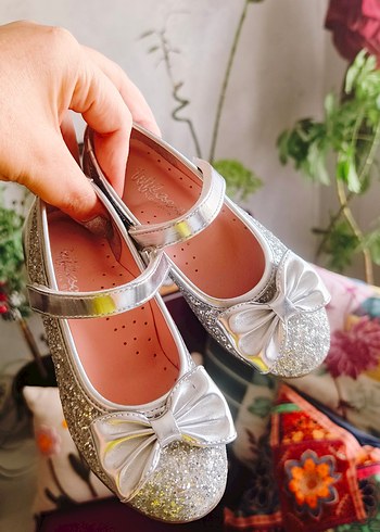 Kız Çocuk 28 Numara Gümüş Simli Fiyonklu Babet Ayakkabı - Görsel 7