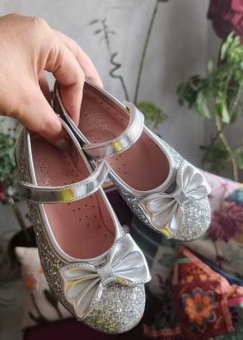 Kız Çocuk 28 Numara Gümüş Simli Fiyonklu Babet Ayakkabı - Görsel 2