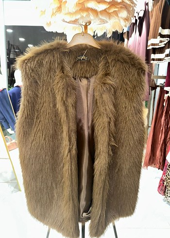 Kemerli Premium Kürk Yelek  Kahve  Sıfır Etiketli - Görsel 4