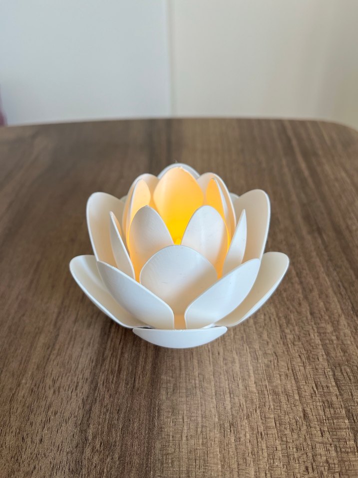 Sarı ışık Lotus Led Mum - Görsel 4