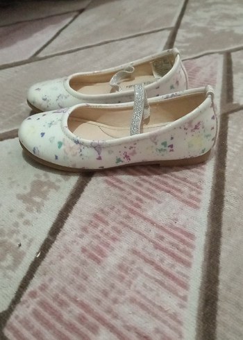 Kız Çocuk Beyaz Bağcıklı Babet Ayakkabı - Görsel 2