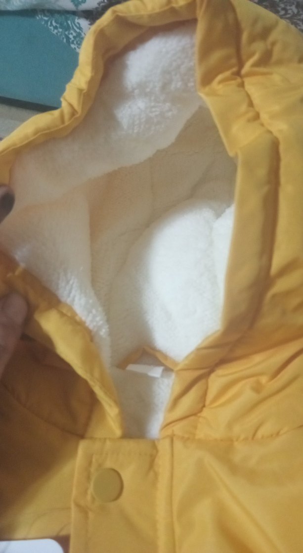 Sarı Kapüşonlu Düğmeli Erkek Çocuk Mont - Görsel 4