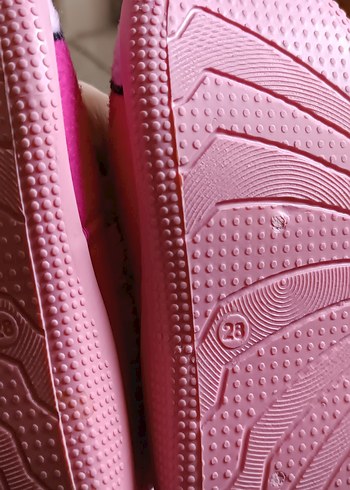 Kız Çocuk Pembe Nakışlı Sıcak Ev Terliği - Görsel 2