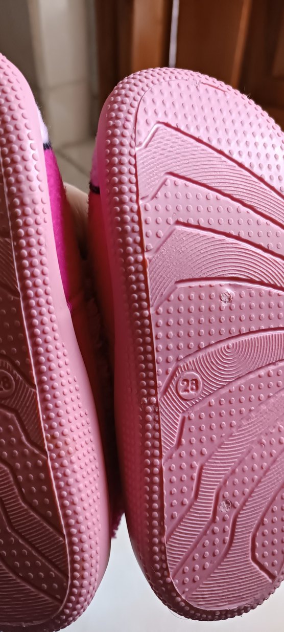 Kız Çocuk Pembe Nakışlı Sıcak Ev Terliği - Görsel 2