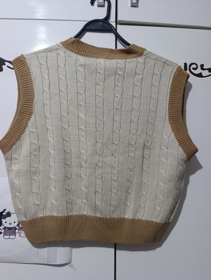 Bej V Yaka Örgü Kadın Süveter - Görsel 2