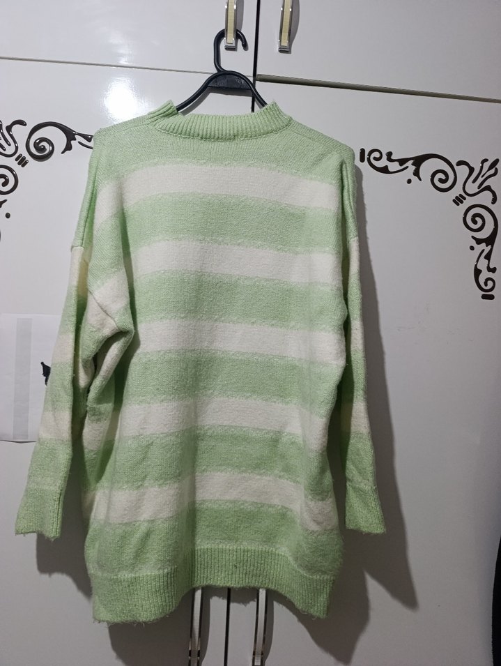 Kadın Yeşil Çizgili Örgü Uzun Kollu Kazak - Görsel 2