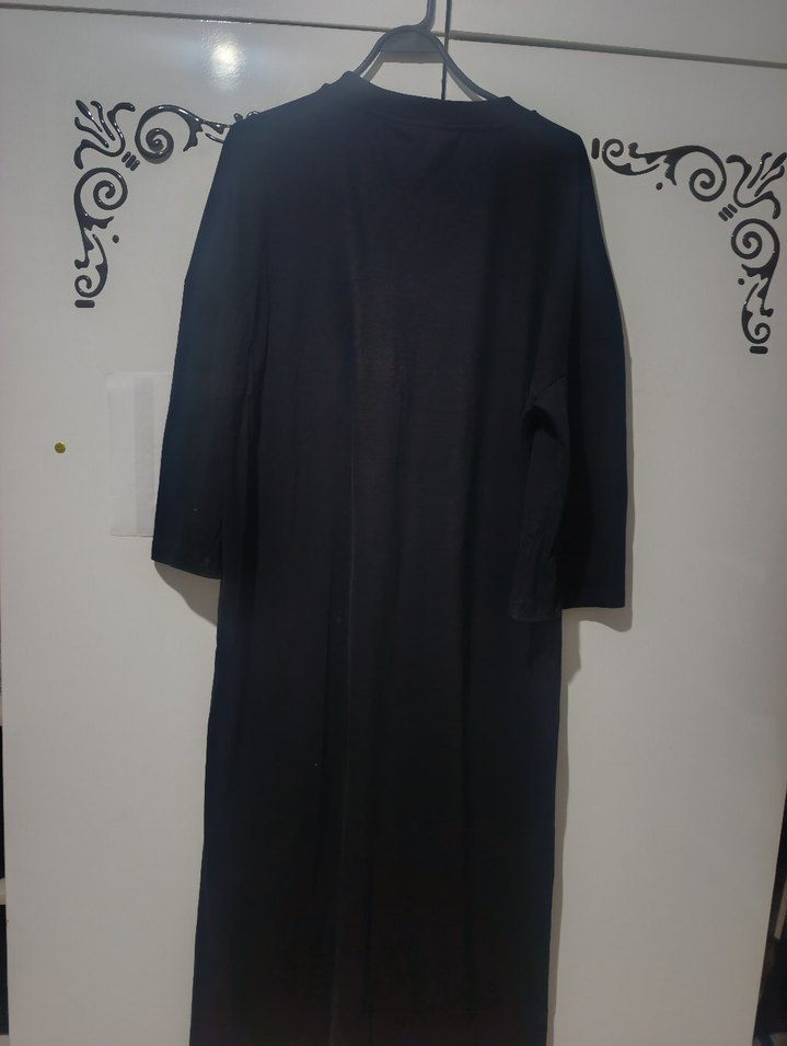 Siyah Uzun Kollu 
ipi vardır bağlamak icin - Görsel 3