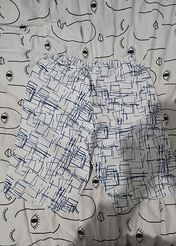 Beyaz Desenli Erkek Çocuk Deniz Şortu - Görsel 2