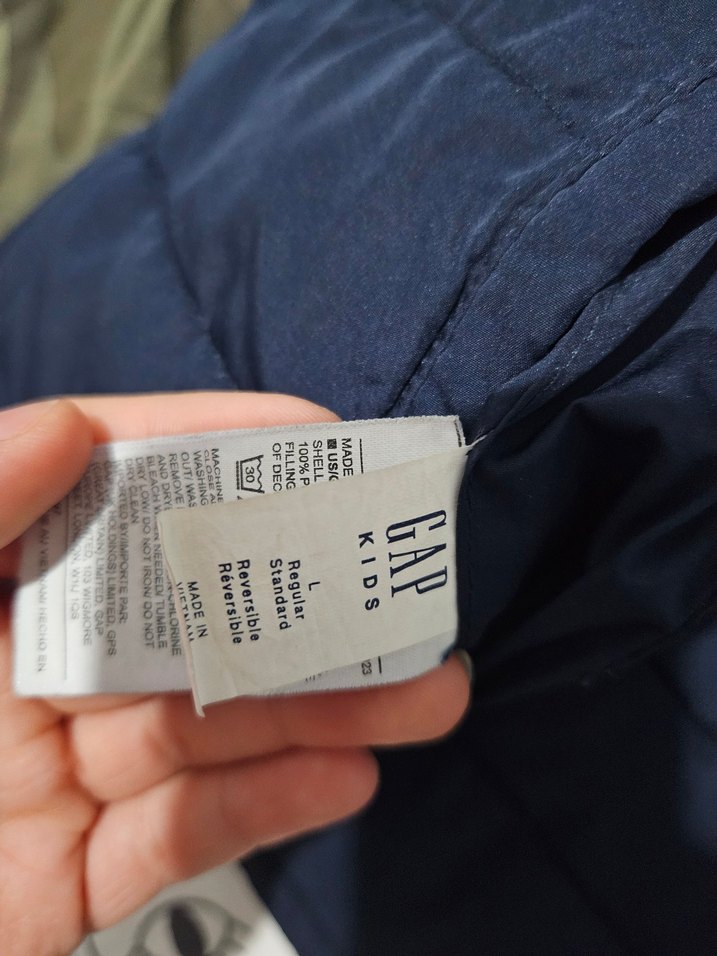 Gap Erkek Çocuk Kamuflaj Desenli Mont - Görsel 3