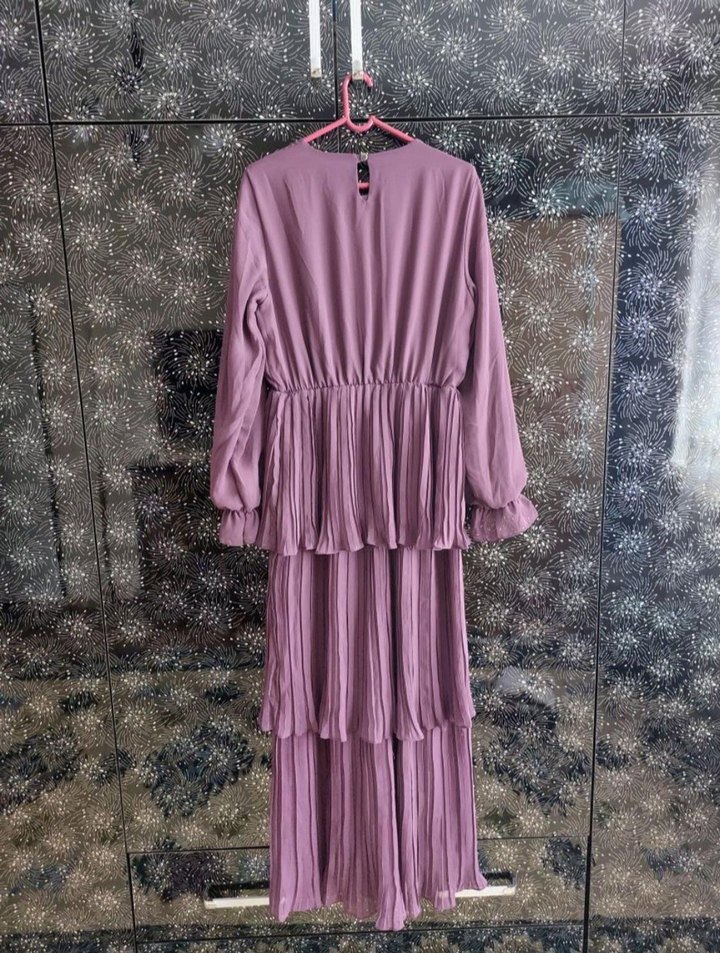 Mor Piliseli Uzun Elbise - Görsel 2