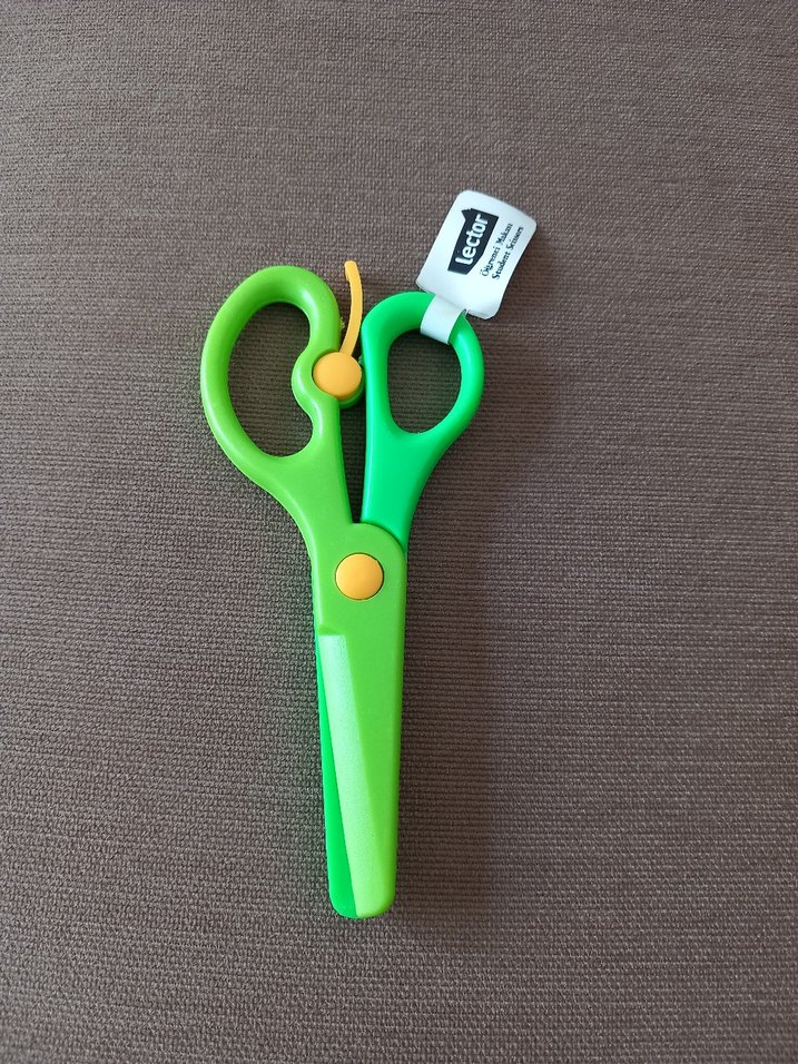 Yeşil Çocuk Makası - Güvenli Tasarım - Görsel 2