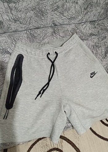 Nike m