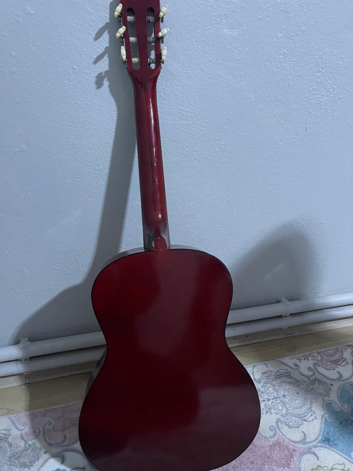 Kırmızı Parlak Akustik Gitar - Görsel 3