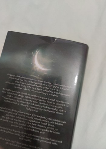 karanlığin şehri 1 ve 2 ciltli - Görsel 6