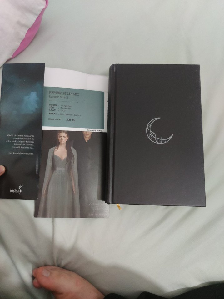 karanlığin şehri 1 ve 2 ciltli - Görsel 5