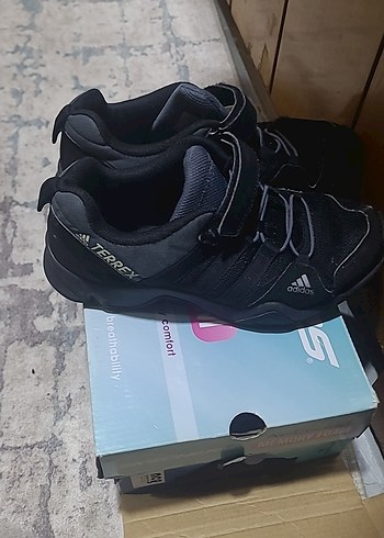 orjinal adidas erkek Çocuk Siyah Cırtlı Spor Ayakkabı - Görsel 2