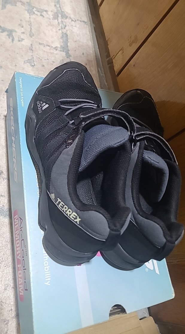 orjinal adidas erkek Çocuk Siyah Cırtlı Spor Ayakkabı - Görsel 4