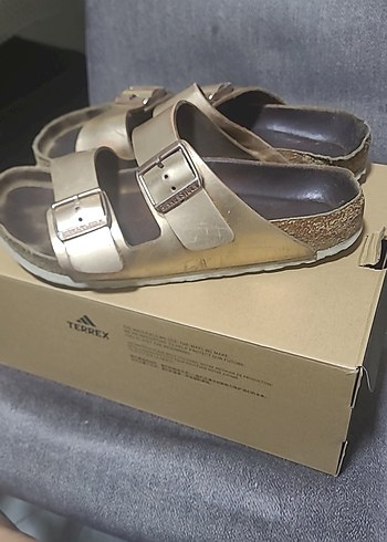 birkenstock orjinal Altin Renkli Tokalı Kadın Terlik - Görsel 3