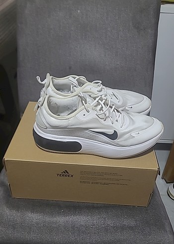 nike kadin spor ayakkabı orjinal - Görsel 3