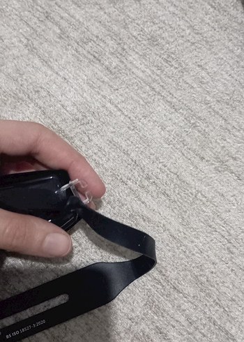 Siyah Tokalı Bermuda Yüzücü Gözlüğü - Görsel 2