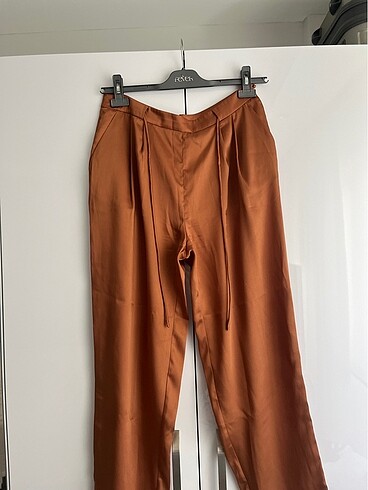 Yargıcı saten pantalon