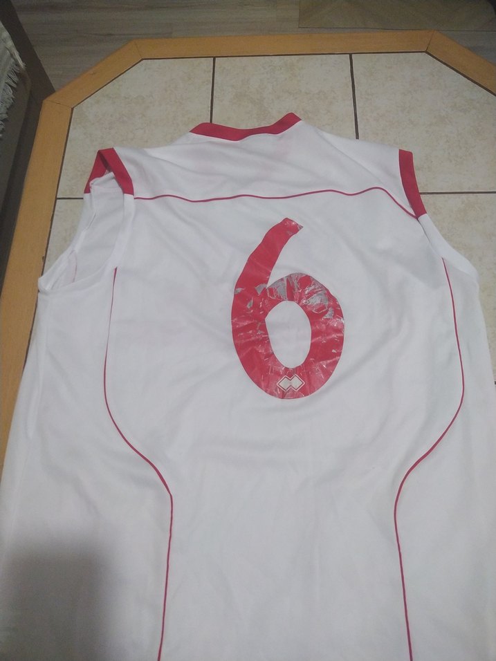 Errea Beyaz Erkek Spor Kolsuz Forması basketbol  - Görsel 4