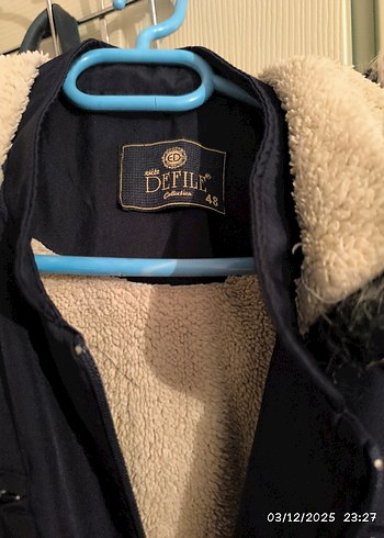 Kürklü lacivert Uzun Kadın parka - Görsel 3