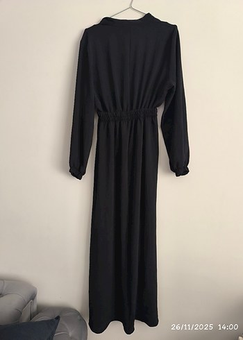 Düğmeli Siyah Uzun ayrobin kumaş elbise. - Görsel 3