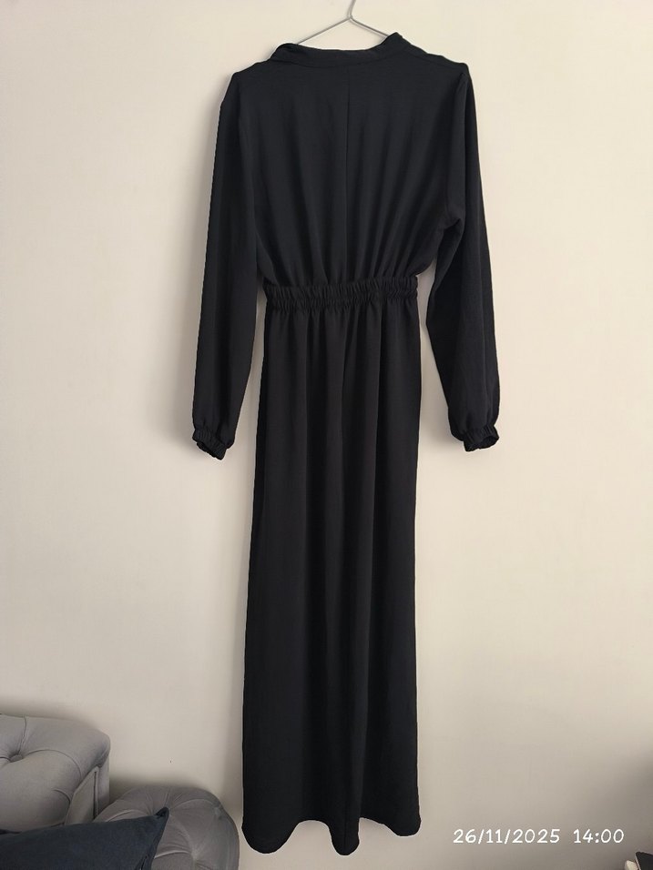 Düğmeli Siyah Uzun ayrobin kumaş elbise. - Görsel 3