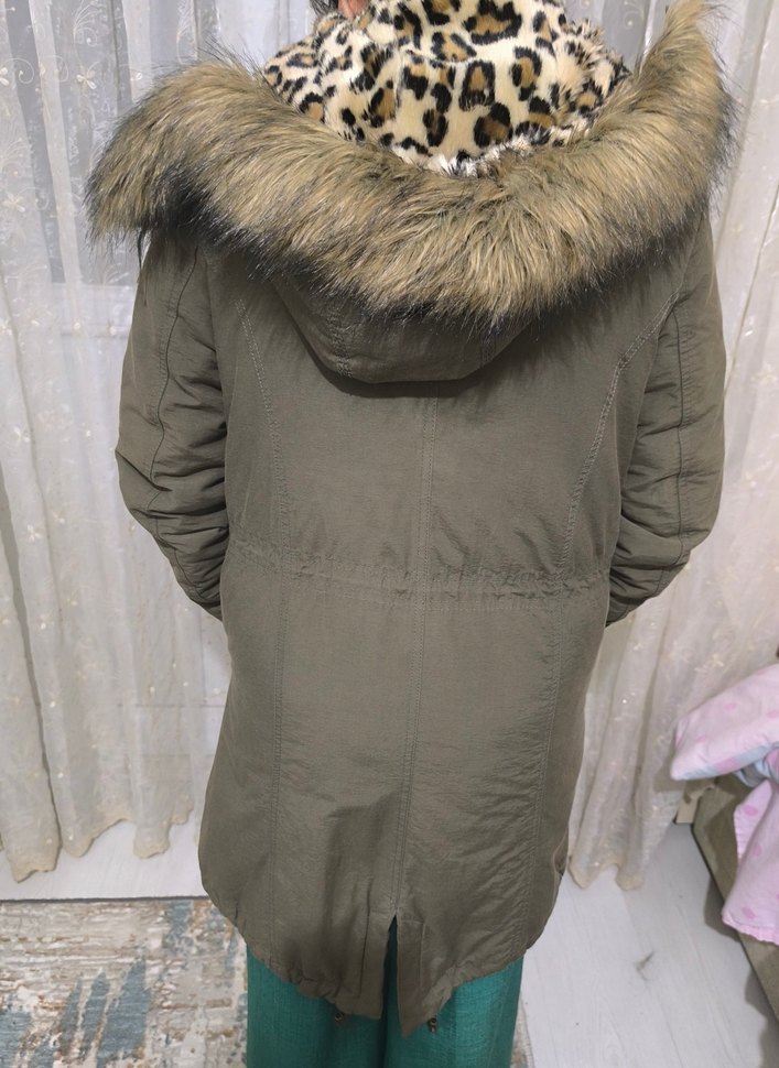 Gri Leopar Desenli çocuk Kürklü Uzun Mont - Görsel 2