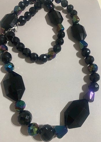 Uzun Siyah Boncuklu Gotik Kolye - Görsel 2