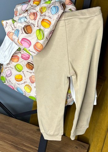 Kız Çocuk Renkli Baskılı Pamuklu Puff Yelek - Görsel 4