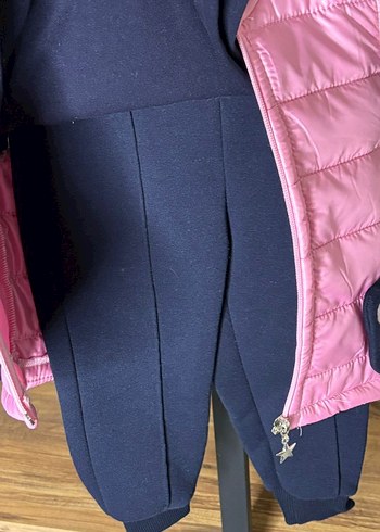 Kız Çocuk Pembe Kürklü Yelek ve Baskılı Sweatshirt - Görsel 2