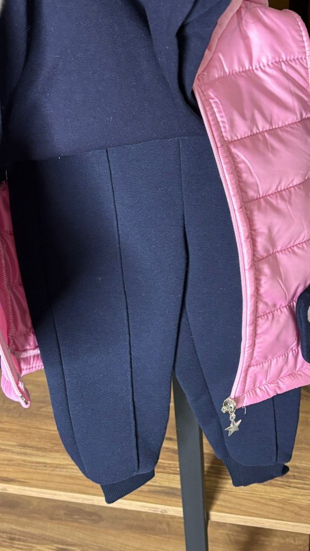 Kız Çocuk Pembe Kürklü Yelek ve Baskılı Sweatshirt - Görsel 2