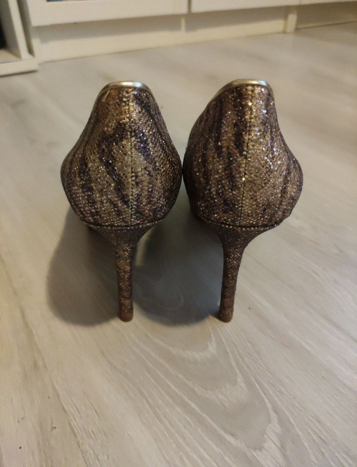 Nine West İnce Topuklu Parlak Ayakkabı - Görsel 4