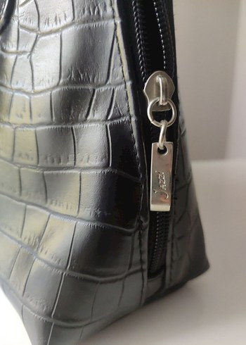 Siyah renkli Kadın El Çantası - Görsel 3